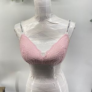 Victoria’s Secret Pink Lace Bra 32D